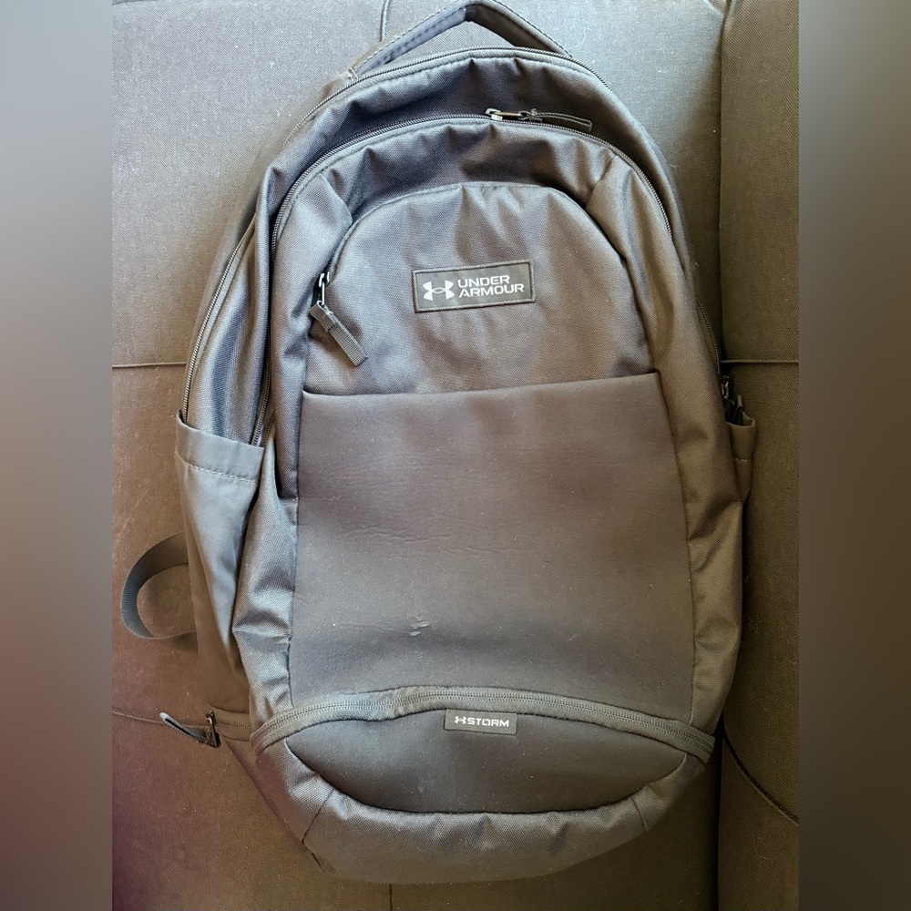 USED!! Under Armour unisex-adult Recruit 3.0 Backpack